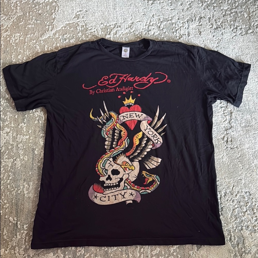 Ed Hardy Black Short Sleeve Graphic Tee